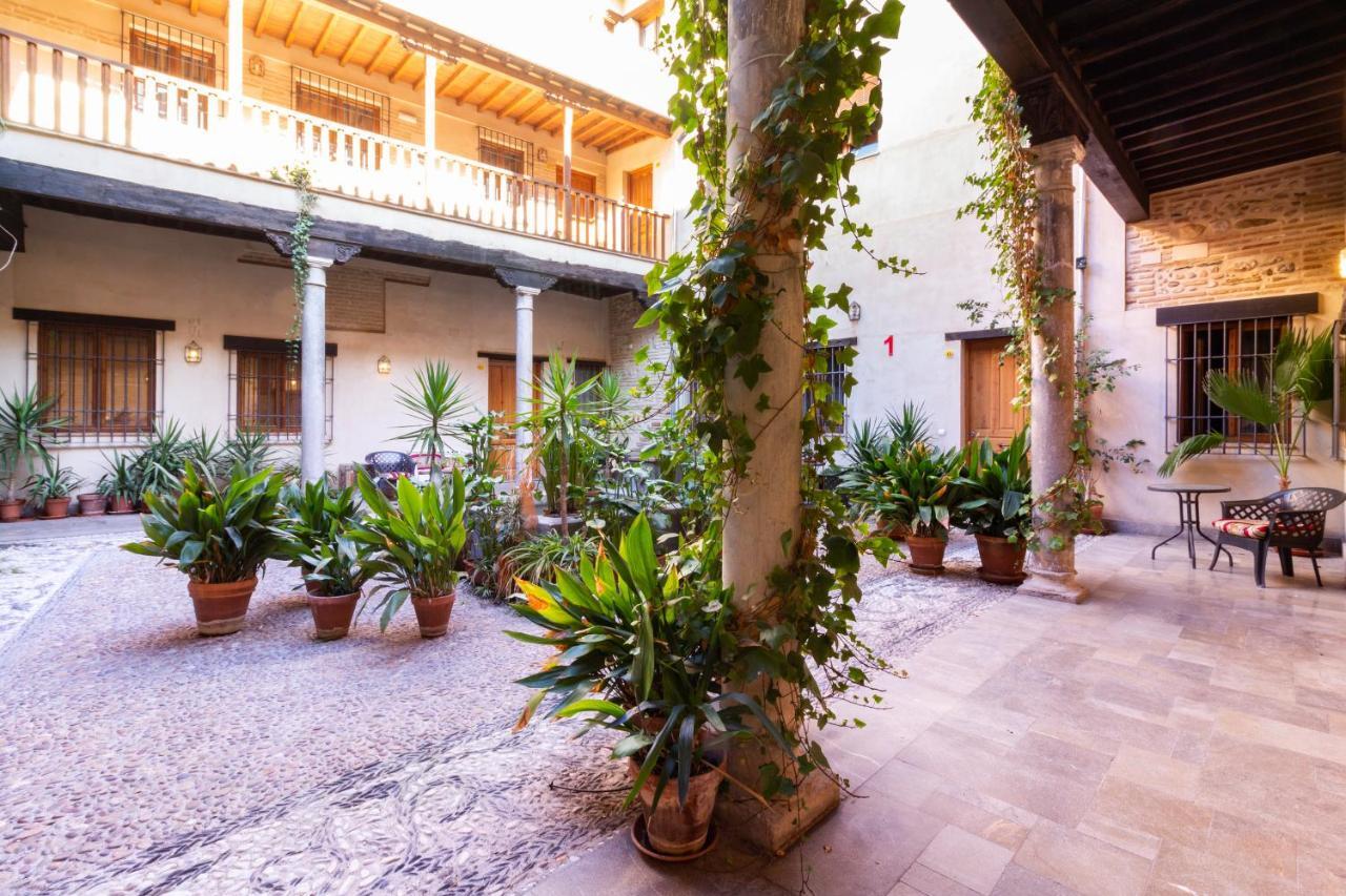 Atico Junto Al Albaicin Con Terraza Lejlighed Granada Eksteriør billede
