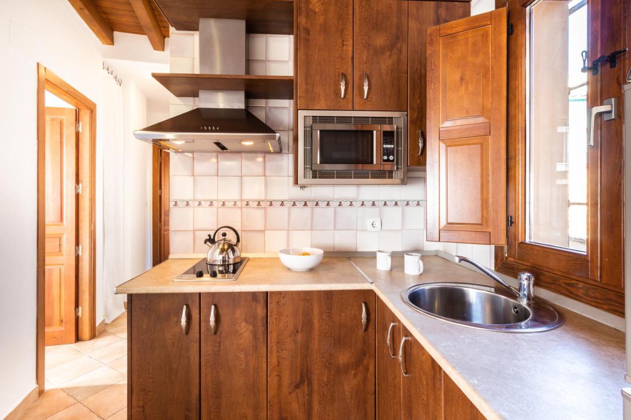 Atico Junto Al Albaicin Con Terraza Lejlighed Granada Eksteriør billede