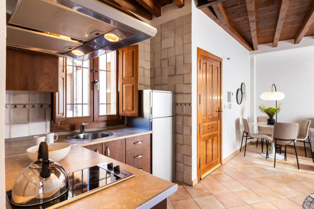Atico Junto Al Albaicin Con Terraza Lejlighed Granada Eksteriør billede