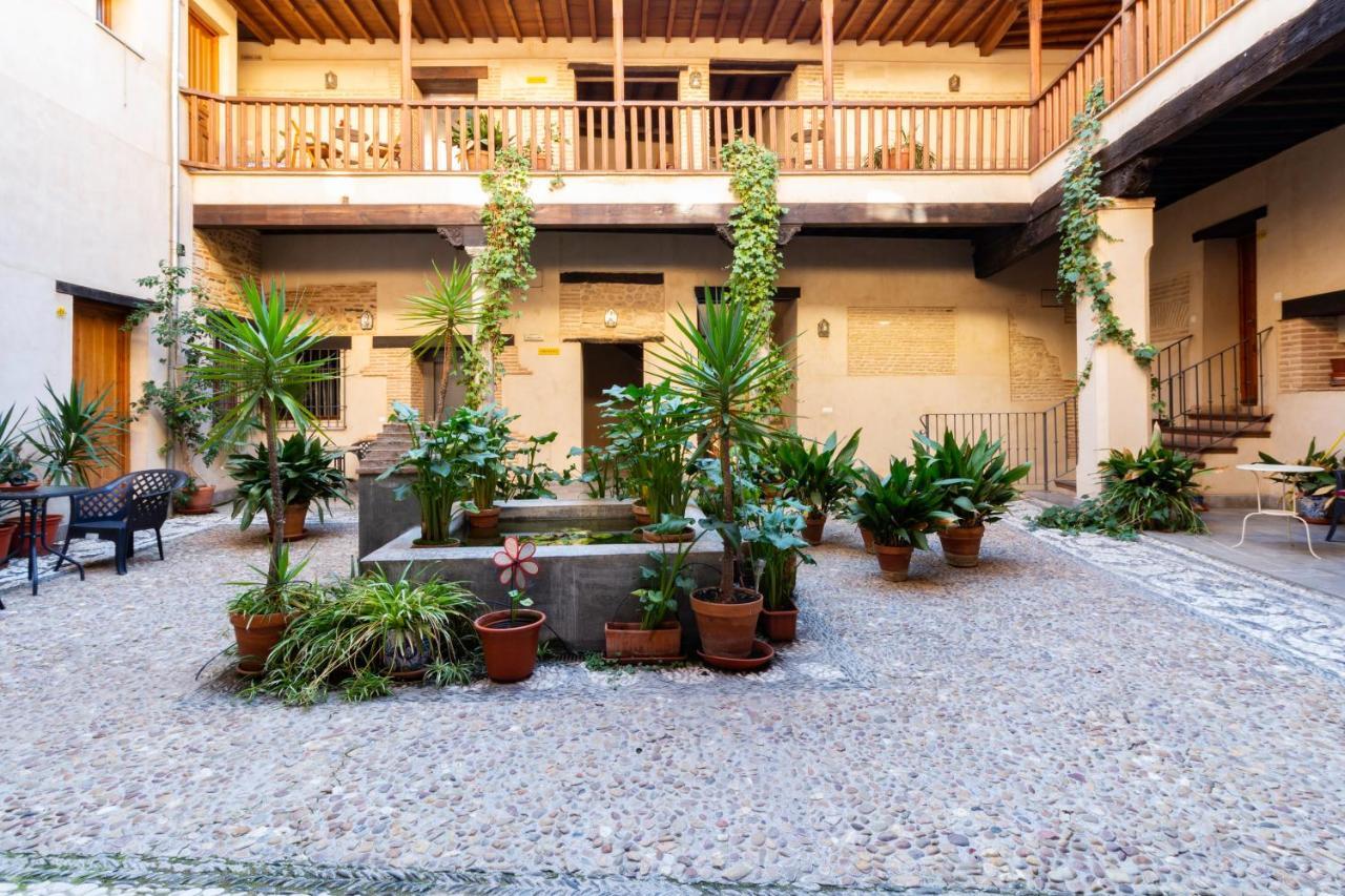 Atico Junto Al Albaicin Con Terraza Lejlighed Granada Eksteriør billede
